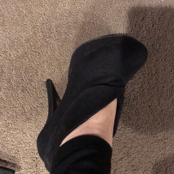 High heel platforms closed toe - Picture 4 of 5